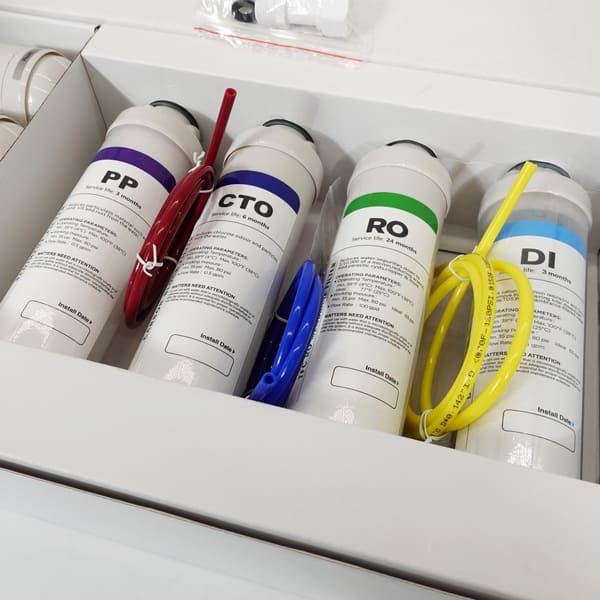 苔いじめ RO+DI浄水器クイック 純水生産1日380L(加圧ポンプ付き)!観賞魚用浄水器(t189
